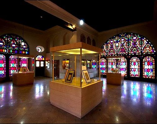 موزه خوشنویسی داخل کاخ چهلستون قزوین