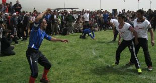بازی محلی قیش بازی در استان زنجان