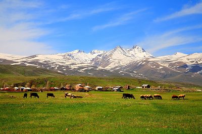 کوه آراگاتس در کشور ارمنستان