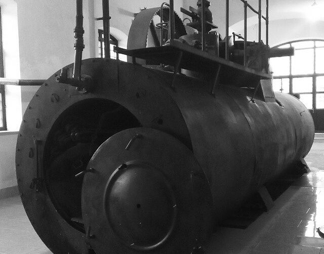 دستگاههای موجود در موزه صنعتی کارخانه کبریت زنجاندستگاههای موجود در موزه صنعتی کارخانه کبریت زنجان